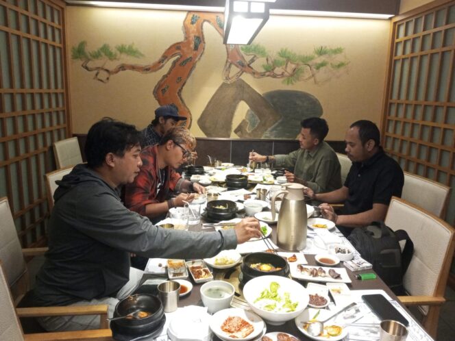 
					Tuna Cutting Show di Fuji Sushi Cikarang, Sensasi Kuliner Jepang dengan Ikan Segar dari Perairan Bali