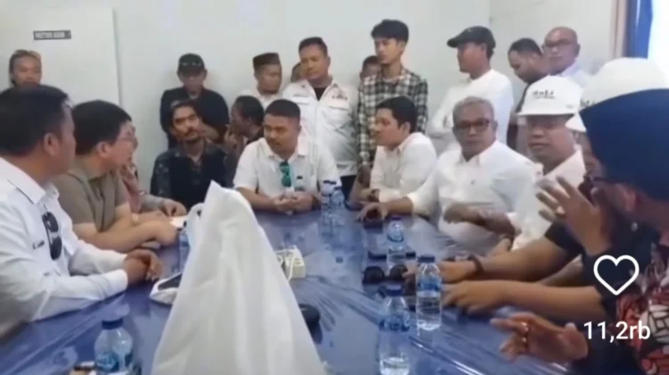 foto tangkap layar video viral proyek di Cilegon (foto:ist/medsos) 