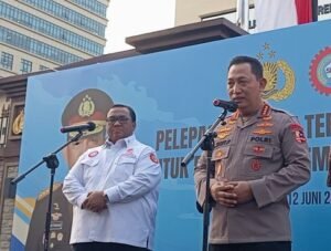 Kapolri Jenderal Pol Listyo Sigit Prabowo dan jajaran saat konferensi pers di depan Markas Besar Polri, Jakarta, Kamis (12/6/2025). (Foto:Praba/Ist)