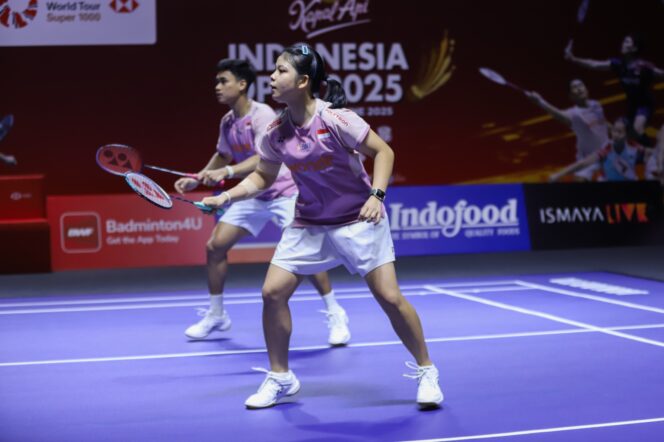 
					Altet Kebanggaan bangsa Jafar Hidayatullah dan Felisha Albert Nathaniel Pasaribu saat berlaga di Indonesia Open 2025