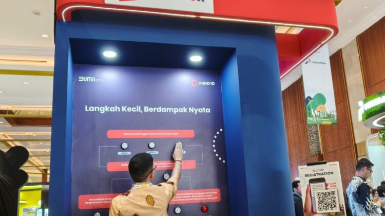 Sustainibox. Bukan alat sulap. Bukan juga kotak amal. Tapi kotak interaktif yang ngajak kamu mikir: gaya hidupmu ini udah ramah lingkungan belum, sih? (Foto:Praba/istimewa)