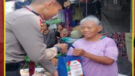 Menyambut peringatan Hari Bhayangkara ke-79, Direktorat Pengamanan Objek Vital (Ditpamobvit) Polda Metro Jaya melaksanakan kegiatan Bakti Sosial dengan membagikan 250 paket sembako (foto:Praba/Istimewa)