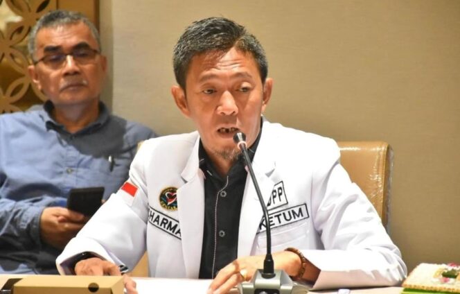 
					Charma Afrianto, aktivis dari Gerakan Cinta Rakyat (Gencar), yang angkat suara. Ia curiga, kasus jumbo yang konon bernilai triliunan rupiah (foto:Praba/Ist )