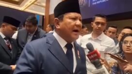Presiden Prabowo saat bertemu wartawan di Jakarta Convention Center (JCC) Senayan, Kamis (12/6/2025). Menurutnya, para menteri di Kabinet Merah Putih saat ini udah kerja dengan baik, (foto: Praba/Alma)