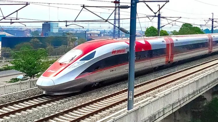 foto Kereta Cepat Whoosh (istimewa) 