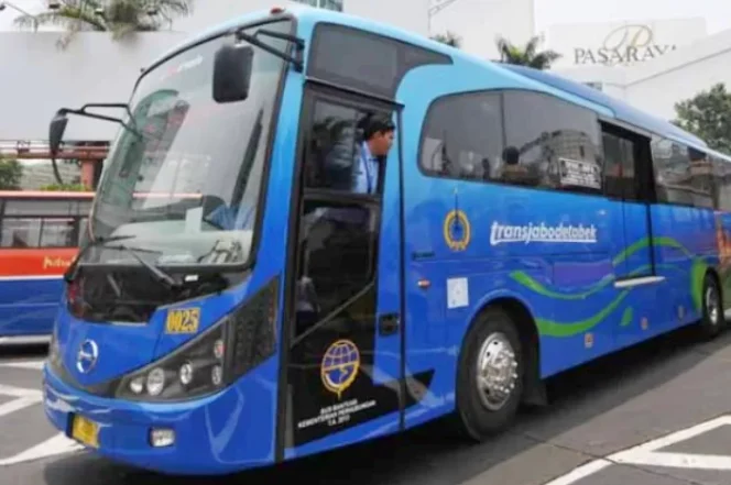
					DKI Mau Subsidi Warga Penyangga, Jabar Masih Ogah Patungan: “Mendingan Beli Bus Sekolah”