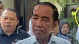 Presiden ke-7 RI, Joko Widodo (Jokowi), merayakan ulang tahun ke-64 hari ini, Sabtu (21/6/2025). Sejumlah warga mendatangi rumah pribadinya (foto: Praba/Ist)