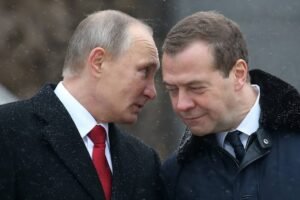 Mantan Presiden Rusia Dmitry Medvedev mengatakan sejumlah negara siap menyuplai senjata nuklir ke Iran. (Foto: Praba/Istimewa)