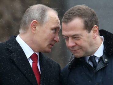 Mantan Presiden Rusia Dmitry Medvedev mengatakan sejumlah negara siap menyuplai senjata nuklir ke Iran. (Foto: Praba/Istimewa)