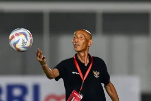 Coach Mochi tak lagi latih Timnas Putri. Kata PSSI, bukan karena gagal, tapi dipindah ke balik layar buat garap masa depan sepak bola wanita. (Foto Antara/Rivan Awal Lingga/Spt)
