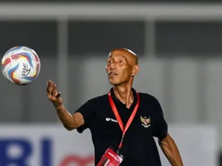 Coach Mochi tak lagi latih Timnas Putri. Kata PSSI, bukan karena gagal, tapi dipindah ke balik layar buat garap masa depan sepak bola wanita. (Foto Antara/Rivan Awal Lingga/Spt)