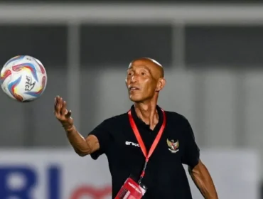 Coach Mochi tak lagi latih Timnas Putri. Kata PSSI, bukan karena gagal, tapi dipindah ke balik layar buat garap masa depan sepak bola wanita. (Foto Antara/Rivan Awal Lingga/Spt)