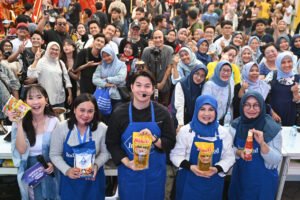PT Indofood Sukses Makmur Tbk (Indofood) kembali memeriahkan gelaran Jakarta Fair Kemayoran (JFK) 2026. Mengusung tema “Semua Ada di Rumah Indofood”, pengunjung diajak menjelajahi ragam pengalaman seru yang menggugah selera dan penuh kejutan.(Foto:doc.Indofood)