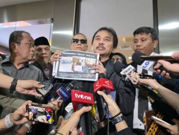 Pakar telematika Roy Suryo meyakini bahwa ijazah Presiden ke-7 RI, Joko Widodo (Jokowi), diduga kuat palsu hingga 99,9 persen.(Foto; Istimewa)