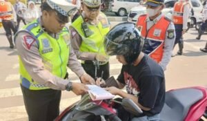 Kapolda Metro Jaya Irjen Pol Karyoto meminta Bidpropam ikut mengawasi personel selama Operasi Patuh Jaya 2025.(Foto: doc Istimewa)