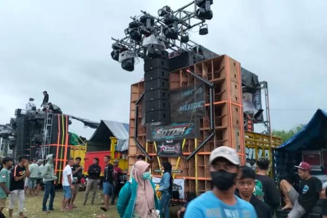 
					Fatwa haram Majelis Ulama Indonesia (MUI) Jawa Timur terhadap fenomena sound horeg memicu gelombang perdebatan sengit di tengah masyarakat(foto: Istimewa)