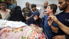 “Dr Marwan al-Sultan, Direktur RS Indonesia Gaza, jadi korban ke-70 tenaga medis yang tewas dihantam serangan Israel dalam 50 hari terakhir.”(foto: Reuters)