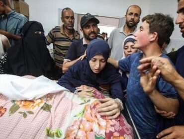 “Dr Marwan al-Sultan, Direktur RS Indonesia Gaza, jadi korban ke-70 tenaga medis yang tewas dihantam serangan Israel dalam 50 hari terakhir.”(foto: Reuters)