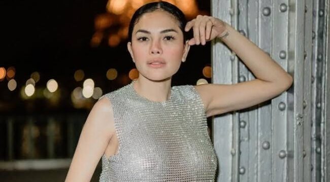 Nikita Mirzani melaporkan dugaan suap dan gratifikasi aparat penegak hukum ke KPK. Bukti laporan dipamerkan di Instagram, sementara KPK mulai telaah dan verifikasi kasus tersebut.(Foto:istimewa)