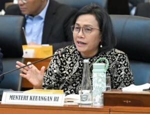 Pidato Sri Mulyani soal APBN pendidikan 2025 bikin heboh. Potongan videonya viral di TikTok dan dituding menyebut guru sebagai “beban negara”.(Foto; Istimewa)