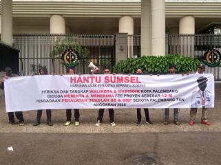 HANTU Sumsel mendesak Kejaksaan Agung untuk memeriksa Walikota Palembang Ratu Dewa terkait dugaan fee proyek pendidikan Rp 84 miliar yang berpotensi merugikan ribuan siswa.(Foto:Istimewa)