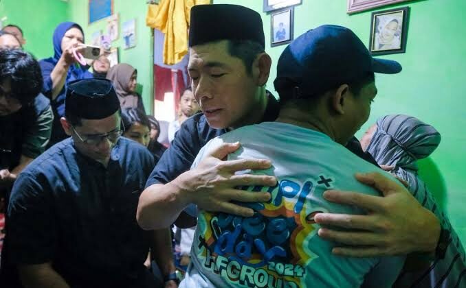 CEO Grab Anthony Tan terbang ke Makassar melayat driver Grab yang tewas. Grab beri santunan, BPJS, dan jaminan usaha untuk keluarga.(Foto:Istimewa)