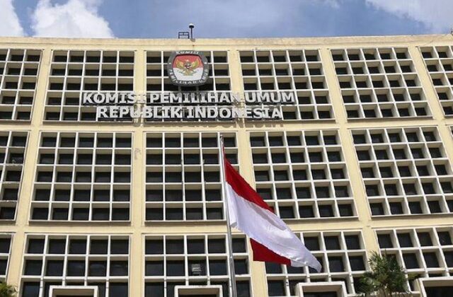 KPU resmi membatalkan aturan Nomor 731 Tahun 2025 soal kerahasiaan dokumen capres-cawapres. Dokumen kini terbuka sesuai regulasi dan bisa diakses publik.(Foto : Istimewa)