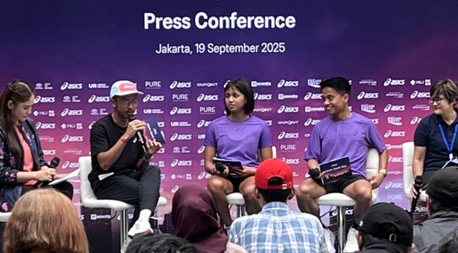 ASICS Indonesia sukses menggelar Jakarta: Speed: Race 2025 di PIK 2, ajang lari 5K berbasis performa pertama di Indonesia. Sebanyak 250 pelari terpilih adu cepat, mulai dari pelajar SMA berbakat hingga atlet elite nasional.(Foto : PRABA/van)