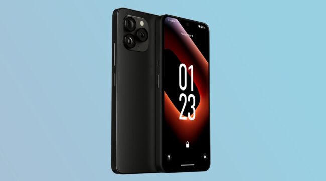 Siapa sangka, Indonesia sudah bisa bikin smartphone global. Namanya UP Phone, mirip iPhone tapi buatan Unplugged yang dirakit di Indonesia. Katanya, privasinya bahkan lebih aman daripada iPhone dan Galaxy.(Foto : Istimewa)