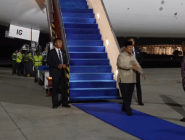 Prabowo hanya 8 jam di Beijing, bertemu Xi Jinping, Vladimir Putin, dan Kim Jong Un sebelum kembali ke Jakarta. Diplomasi kilat ala Presiden RI.(foto: Istimewa)