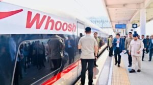 Presiden Prabowo akan menggelar rapat khusus membahas utang proyek kereta cepat Bandung-Jakarta (Whoosh). (Foto:Istimewa)