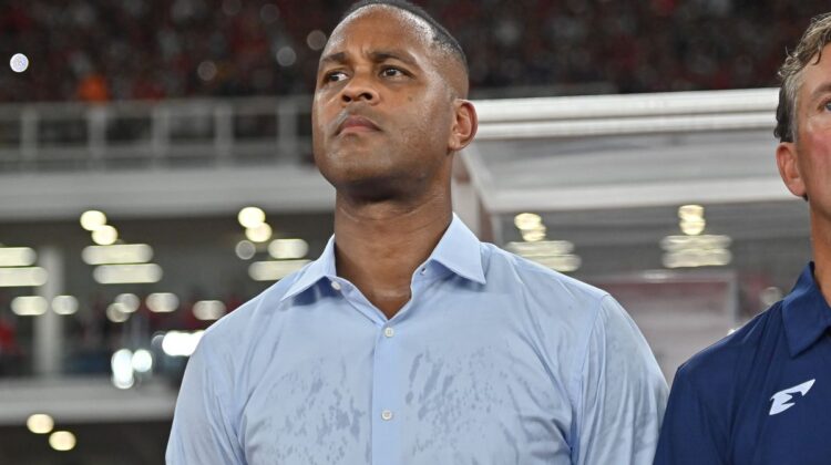 Patrick Kluivert resmi dipecat dari Timnas Indonesia. Erick Thohir ucapkan terima kasih dan siapkan babak baru untuk mimpi Garuda ke Piala Dunia.(Foto:Istimewa)