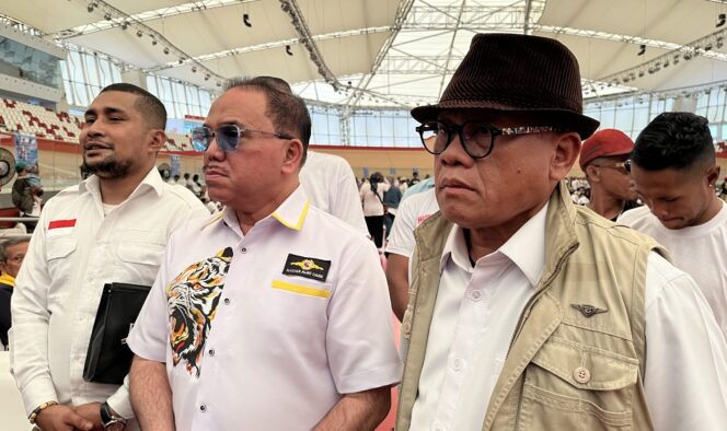 
					Ribuan orang menghadiri Milad Presiden Prabowo Subianto di Velodrome Jakarta. Dalam acara yang juga menandai satu tahun pemerintahan Prabowo-Gibran, Haidar Alwi Institut menyerukan agar independensi Polri tetap berada di bawah Presiden sebagai simbol keutuhan bangsa (Foto: prabainsight)