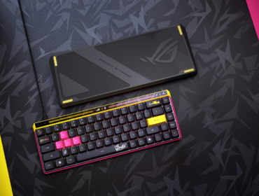 ASUS ROG Falchion Ace HFX ZywOo Edition hadir dengan switch magnetik ultraresponsif, polling rate 8000Hz, dan desain ergonomis ala pemain legendaris ZywOo. Keyboard gaming paling cepat dan empuk di kelasnya! (Foto:Istimewa)