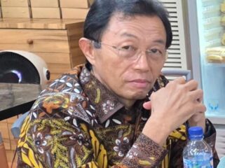 Kuasa hukum Riva Siahaan, Hendra Karianga & Partners, menilai dakwaan kasus Pertamina Patra Niaga keliru karena kontrak jual beli BBM non-subsidi bersifat perdata, bukan pidana. (Foto: Istimewa)