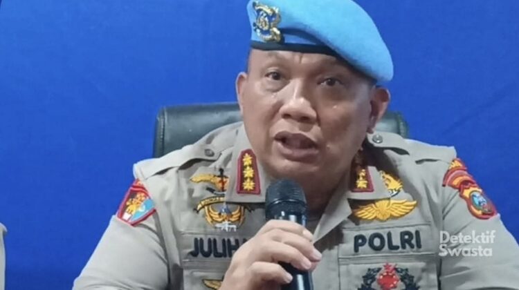 Kabid Propam Polda Sumut Kombes Julihan Muntaha dinonaktifkan setelah muncul dugaan pemerasan terhadap sejumlah polisi bermasalah. Kasus ini viral di TikTok dan kini tengah diperiksa secara internal.