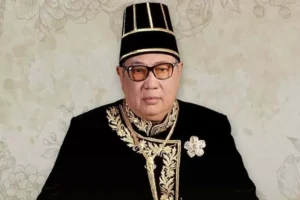 Raja Surakarta PB XIII Hangabehi wafat di usia 77 tahun. Sosok penjaga tradisi Jawa ini meninggalkan duka mendalam bagi Keraton dan masyarakat Solo yang masih setia menjaga warisan leluhurnya.(Foto:Ist)