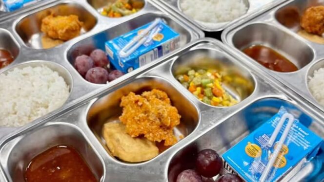 
					Badan Gizi Nasional menyiapkan Rp29,5 triliun untuk program Makan Bergizi Gratis hingga akhir 2025. Kepala BGN Dadan Hindayana pastikan tak ada SPPG yang ditutup permanen.