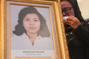 Haidar Alwi menilai langkah Kapolri Jenderal Listyo Sigit Prabowo membentuk Desk Ketenagakerjaan sebagai paradigma baru keadilan sosial di Indonesia. Ia menegaskan, negara akan dihormati jika berdiri bersama pekerja.(Ist)