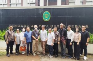 Sidang ke-6 sengketa tanah Marina Tama kembali digelar dengan tensi meningkat, namun BPN dan Kemenhan memilih bungkam usai persidangan, memunculkan pertanyaan baru soal arah penyelesaian kasus ini.(Foto: istimewa)