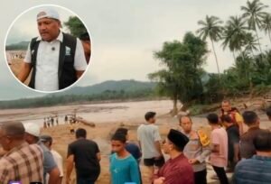 Video Bupati Bireuen Mukhlis Takabeya yang membahas sawit saat meninjau banjir viral dan menuai kritik warganet. Pernyataan itu dinilai tidak empatik terhadap warga terdampak.(Istimewa)
