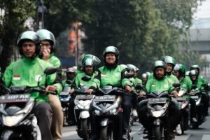 Kemenhub menggulirkan aturan baru ojol yang mencakup pembenahan algoritma titik jemput, penguatan jaminan sosial, dan rencana penyesuaian tarif.(Istimewa)