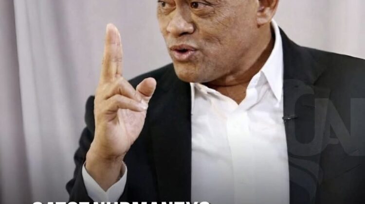 Pernyataan Kapolri soal “titik darah penghabisan” menuai kritik Gatot Nurmantyo. Ia menilai diksi tersebut berbahaya bagi demokrasi.