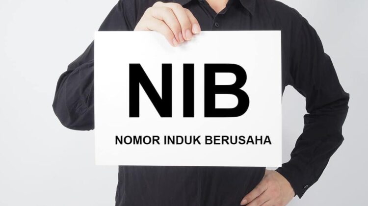 Keluhan pelaku UMKM soal perizinan usaha kian menguat. Digitalisasi NIB yang digadang mempermudah justru dinilai menambah beban dan menjauhkan negara dari rakyat kecil.