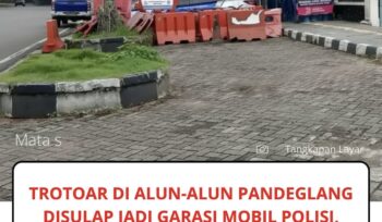 Warga keluhkan pos polisi Satlantas Polres Pandeglang di Alun-alun Pandeglang yang dinilai menutup trotoar dan mengganggu hak pejalan kaki hingga terpaksa turun ke badan jalan.