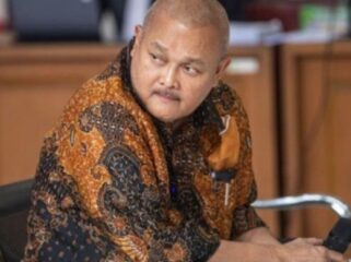 Eks Gubernur Sumatera Selatan Alex Noerdin meninggal dunia. Kejagung memastikan perkara pidananya gugur demi hukum, sementara proses sidang kasus lain tetap berlanjut.(Istimewa)