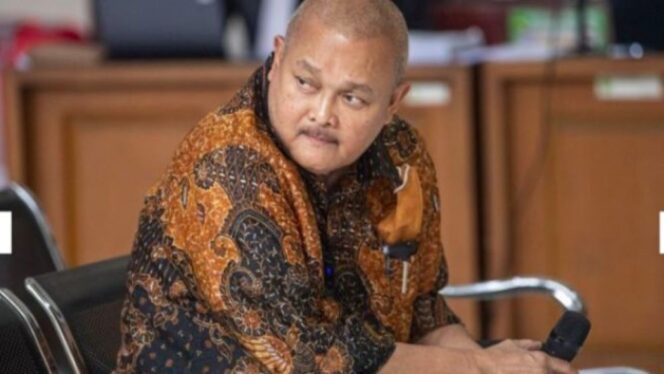 
					Eks Gubernur Sumatera Selatan Alex Noerdin meninggal dunia. Kejagung memastikan perkara pidananya gugur demi hukum, sementara proses sidang kasus lain tetap berlanjut.(Istimewa)