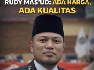 Mobil dinas Gubernur Kalimantan Timur senilai Rp 8,5 miliar menuai polemik. Rudy Mas’ud menegaskan pengadaan SUV hybrid tersebut bukan soal kemewahan, melainkan efektivitas kerja dan menjaga marwah Kaltim.