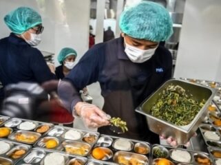 BGN menghentikan sementara 1.512 SPPG program Makan Bergizi Gratis di enam provinsi setelah evaluasi menemukan masalah sertifikat higiene sanitasi, IPAL, dan fasilitas operasional.