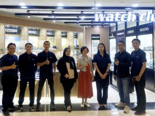 Watch Club resmi buka store ke-41 di Puri Indah Mall Jakarta Barat dengan diskon hingga 40%, hadiah spesial, dan koleksi jam tangan original dari brand internasional.(Doc.Watch Club)